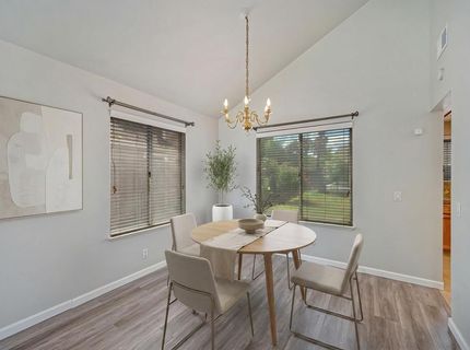 8239 Derbyshire Cir, Sacramento, CA 95828 Photo