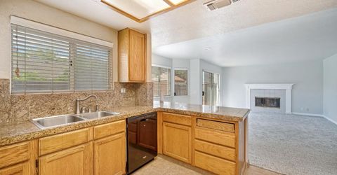 8239 Derbyshire Cir, Sacramento, CA 95828 Photo