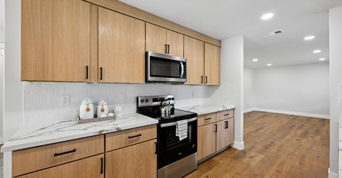 9060 New Dawn Dr, Sacramento, CA 95826 Photo