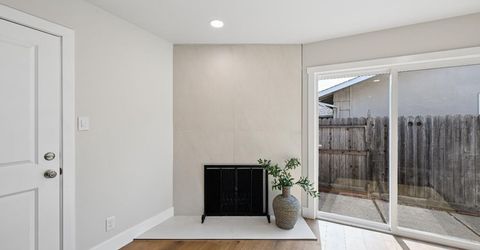 9060 New Dawn Dr, Sacramento, CA 95826 Photo