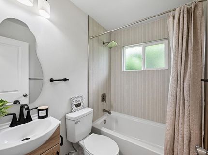 9060 New Dawn Dr, Sacramento, CA 95826 Photo