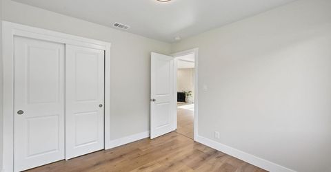 9060 New Dawn Dr, Sacramento, CA 95826 Photo