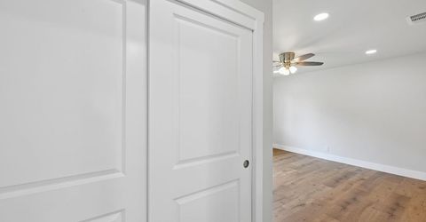 9060 New Dawn Dr, Sacramento, CA 95826 Photo