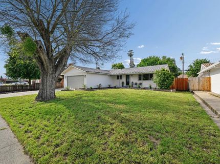 9060 New Dawn Dr, Sacramento, CA 95826 Photo