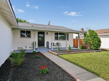 9060 New Dawn Dr, Sacramento, CA 95826 Photo