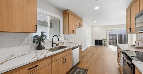 9060 New Dawn Dr, Sacramento, CA 95826 Photo