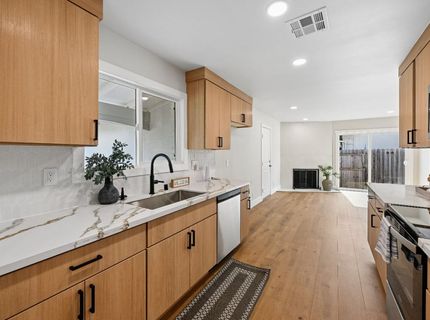 9060 New Dawn Dr, Sacramento, CA 95826 Photo