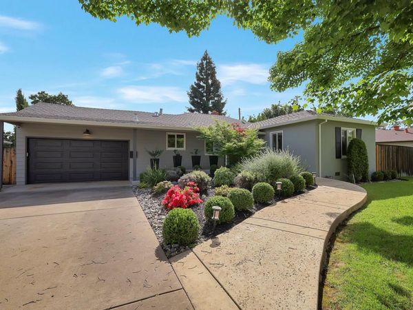1608 Los Molinos Way, Sacramento, CA 95864