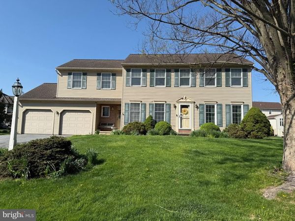 213 STONE CREEK ROAD, LANCASTER, PA 17603