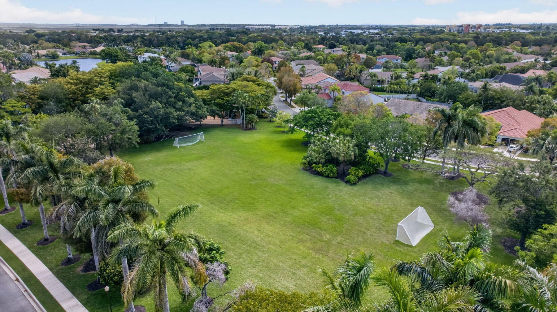 173 Cameron Drive, Weston, FL 33326 Photo