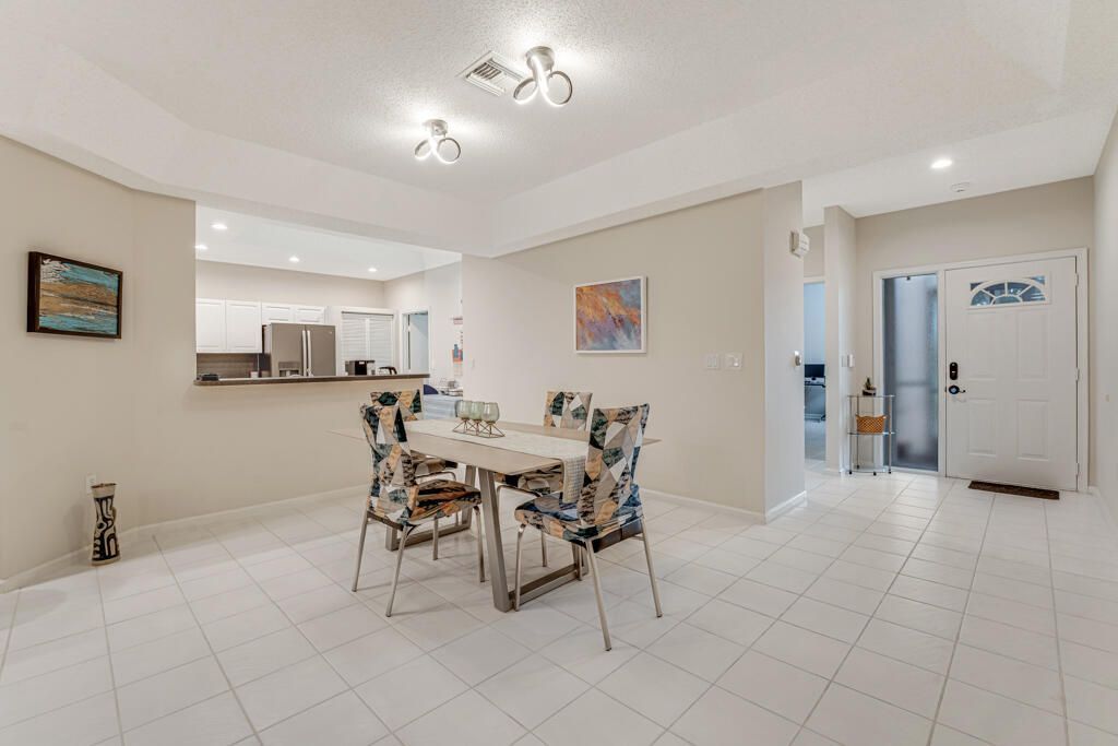 9998 Seacrest Circle, Unit C, Boynton Beach, FL 33437 Photo