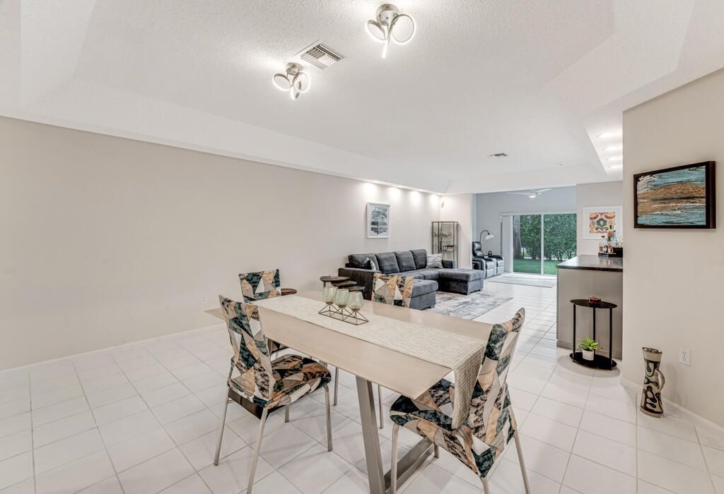 9998 Seacrest Circle, Unit C, Boynton Beach, FL 33437 Photo