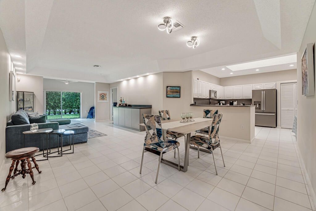 9998 Seacrest Circle, Unit C, Boynton Beach, FL 33437 Photo