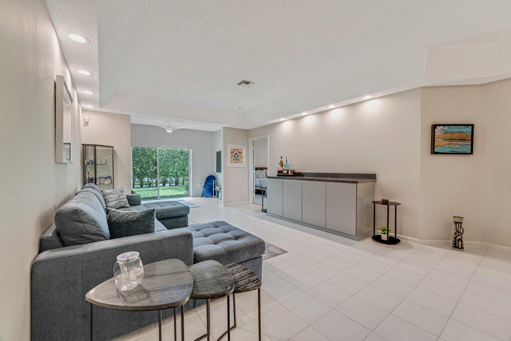 9998 Seacrest Circle, Unit C, Boynton Beach, FL 33437 Photo
