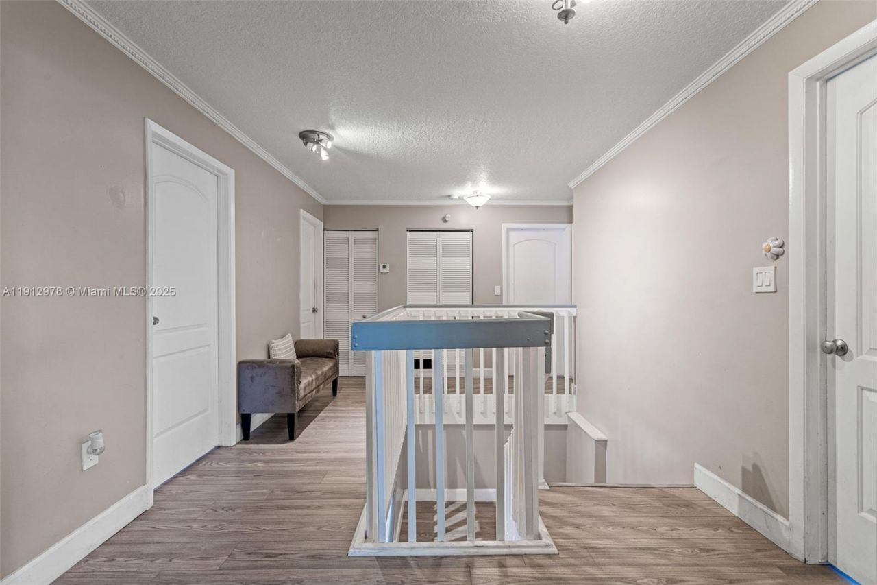 9410 SW 212th Ter, Cutler Bay, FL 33189 Photo