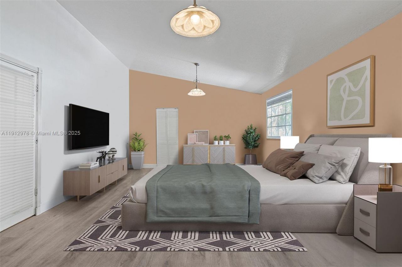 9410 SW 212th Ter, Cutler Bay, FL 33189 Photo