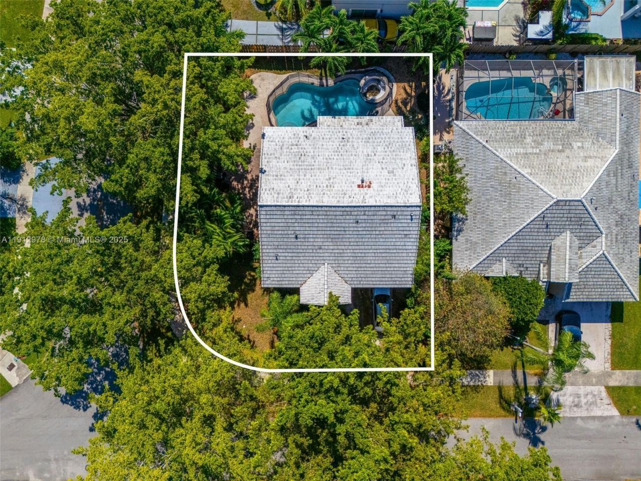 9410 SW 212th Ter, Cutler Bay, FL 33189 Photo