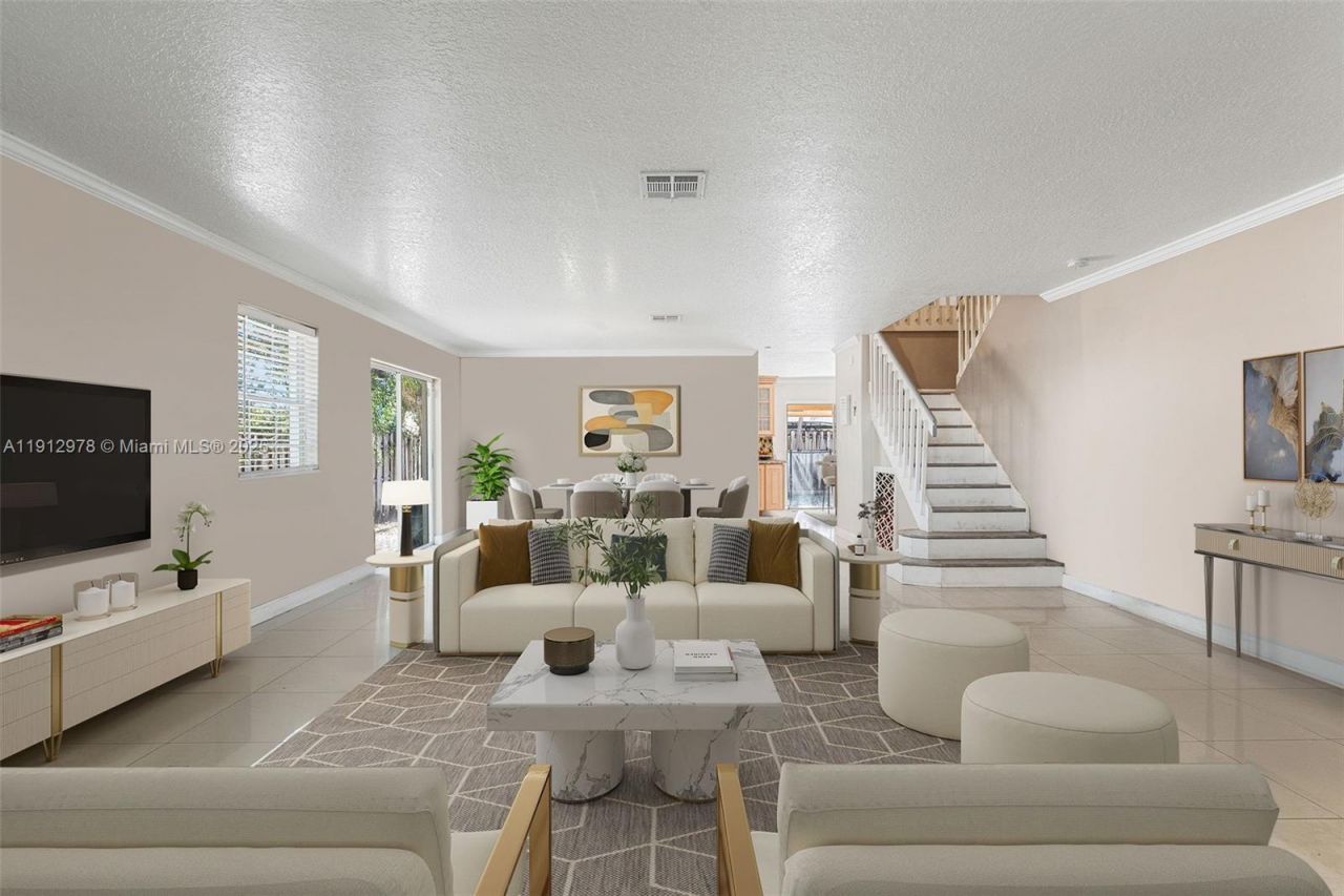 9410 SW 212th Ter, Cutler Bay, FL 33189 Photo