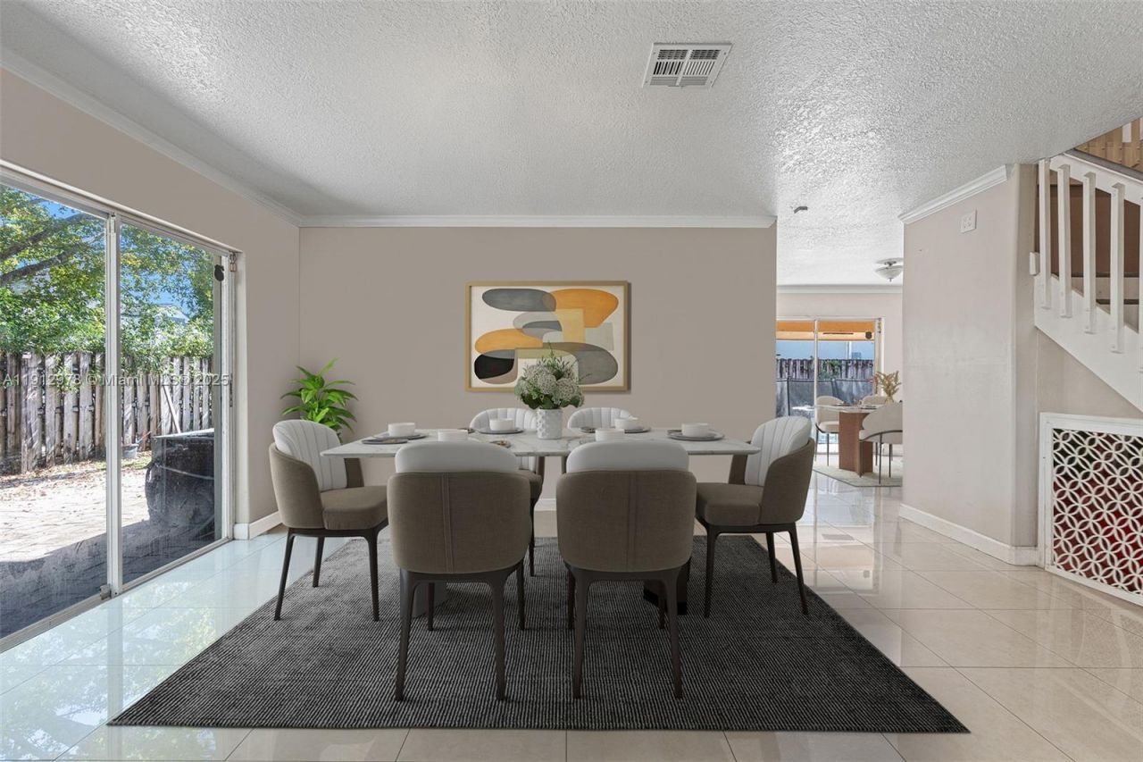 9410 SW 212th Ter, Cutler Bay, FL 33189 Photo