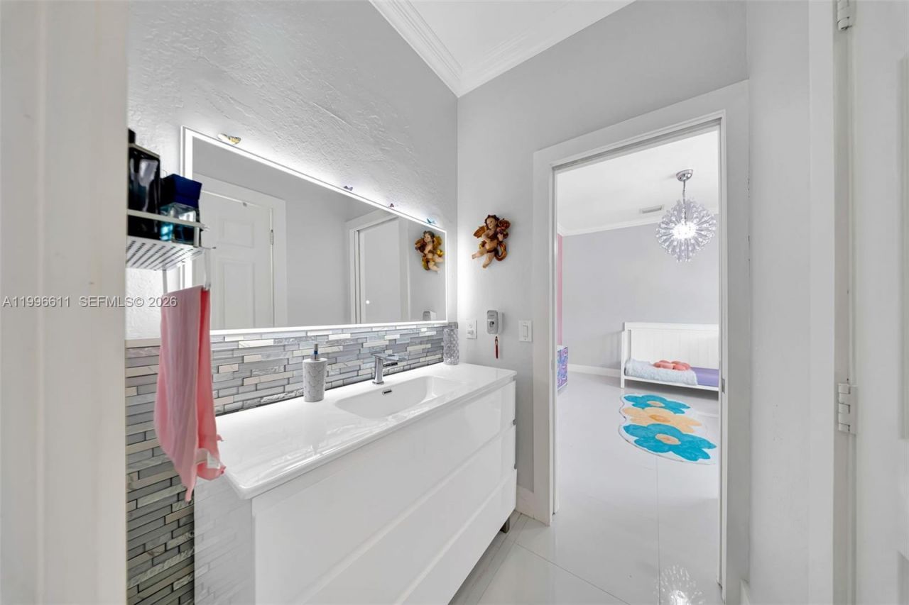 3002 SW 147th Ct, Miami, FL 33185 Photo