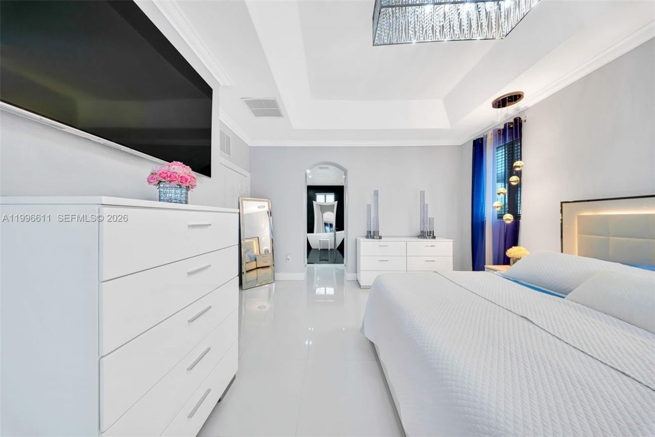 3002 SW 147th Ct, Miami, FL 33185 Photo