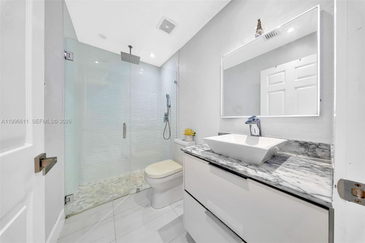 3002 SW 147th Ct, Miami, FL 33185 Photo