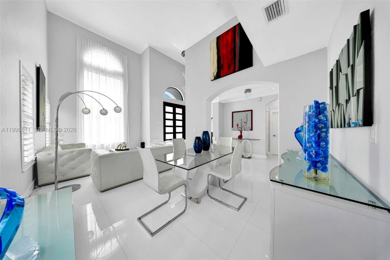 3002 SW 147th Ct, Miami, FL 33185 Photo