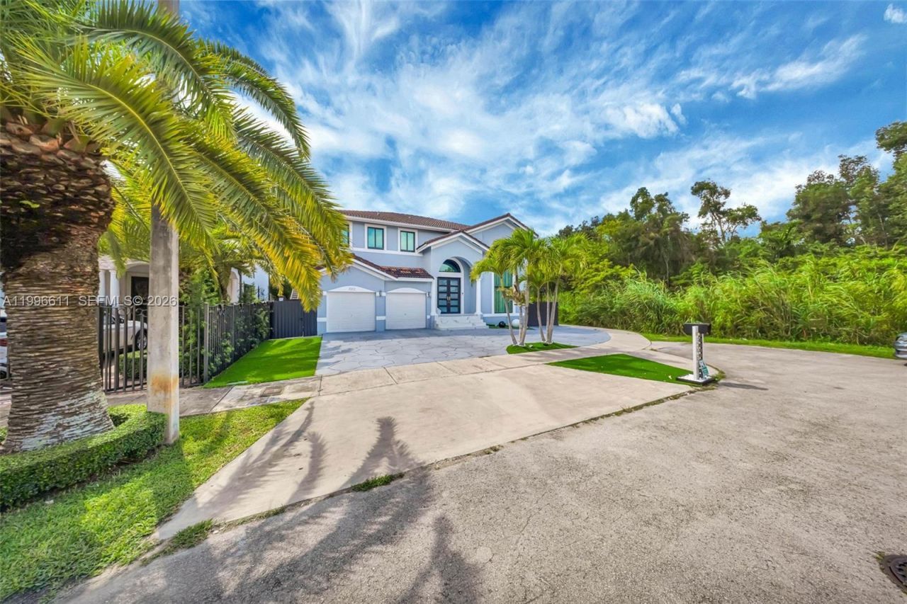 3002 SW 147th Ct, Miami, FL 33185 Photo