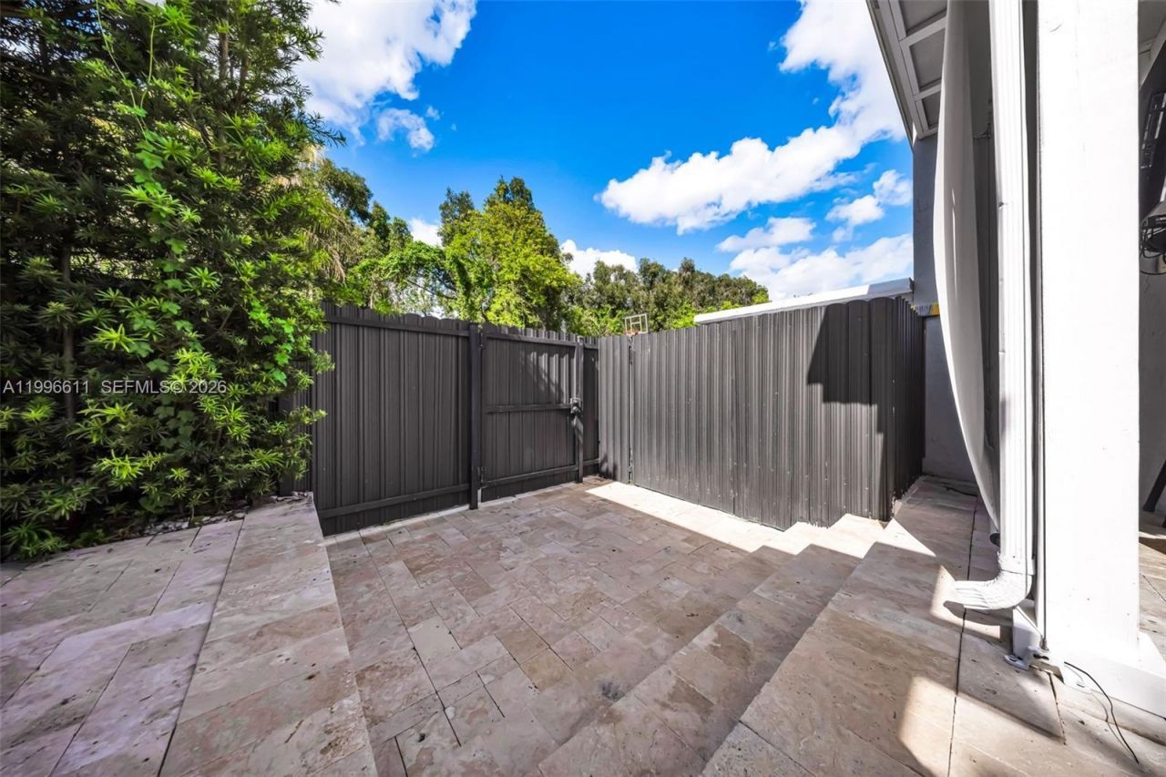 3002 SW 147th Ct, Miami, FL 33185 Photo