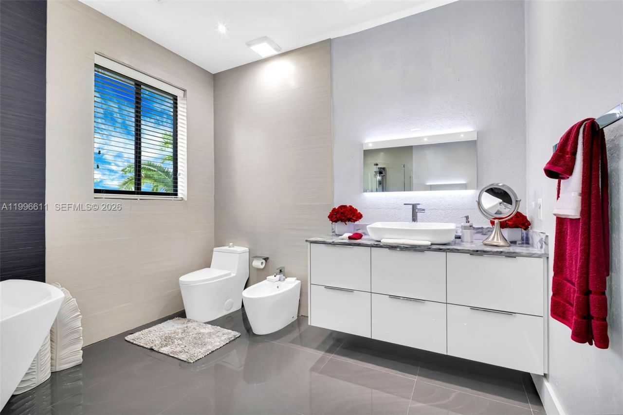 3002 SW 147th Ct, Miami, FL 33185 Photo