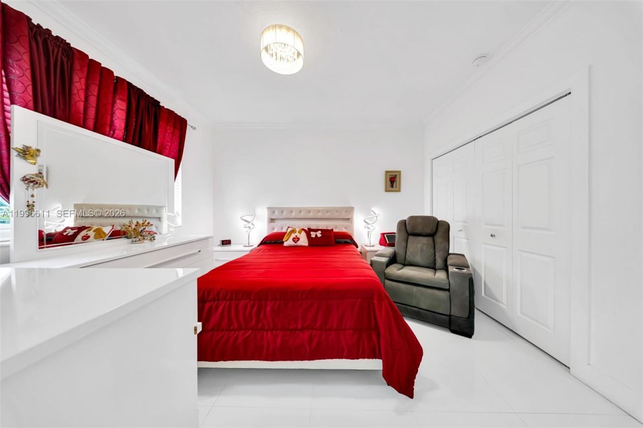 3002 SW 147th Ct, Miami, FL 33185 Photo