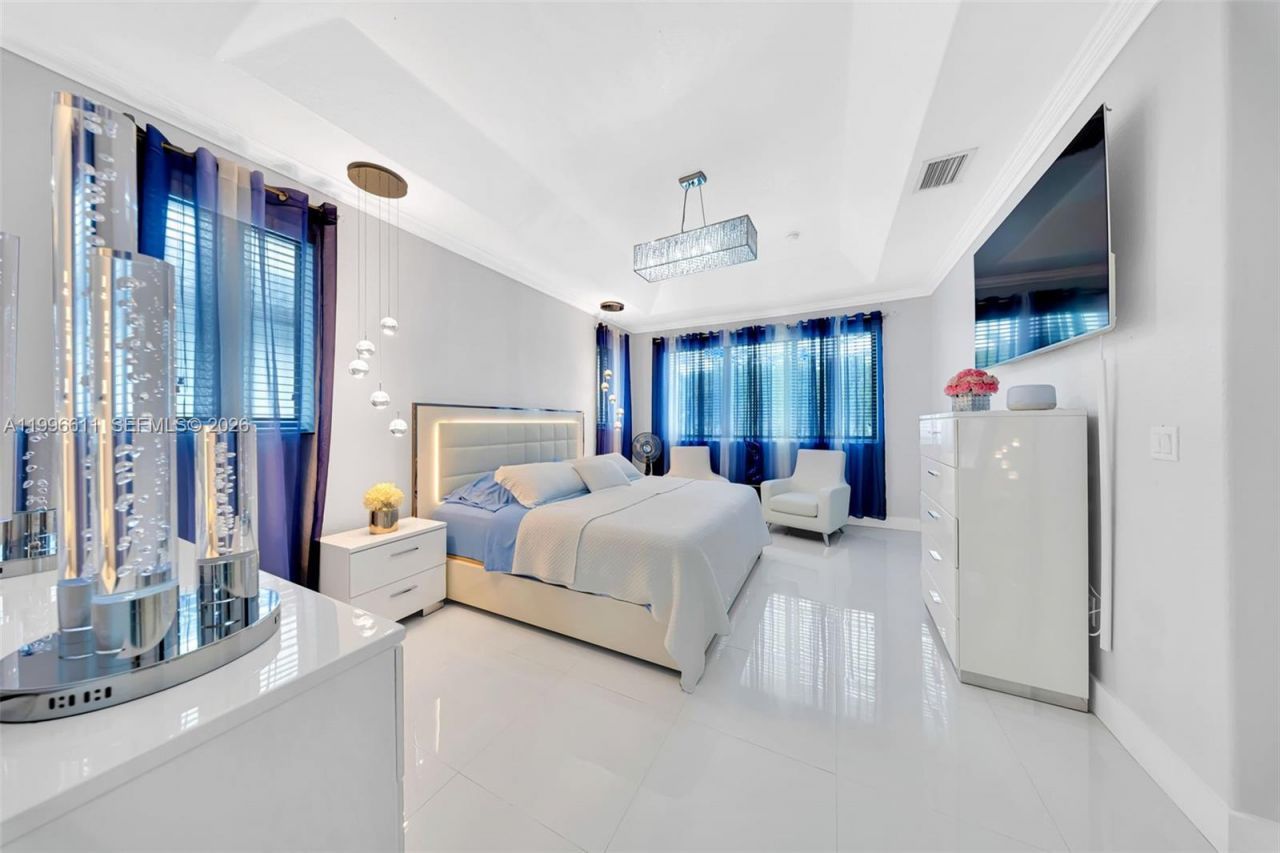 3002 SW 147th Ct, Miami, FL 33185 Photo