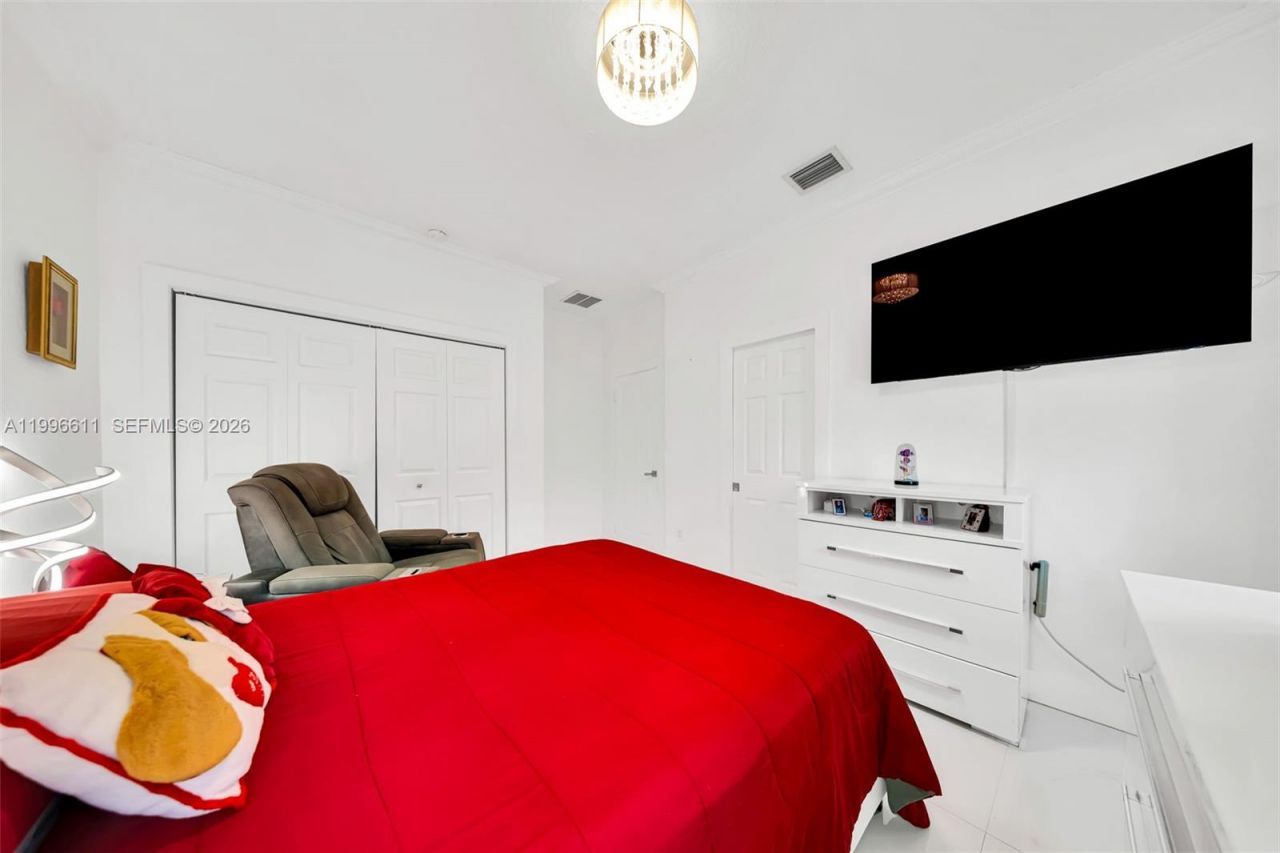 3002 SW 147th Ct, Miami, FL 33185 Photo