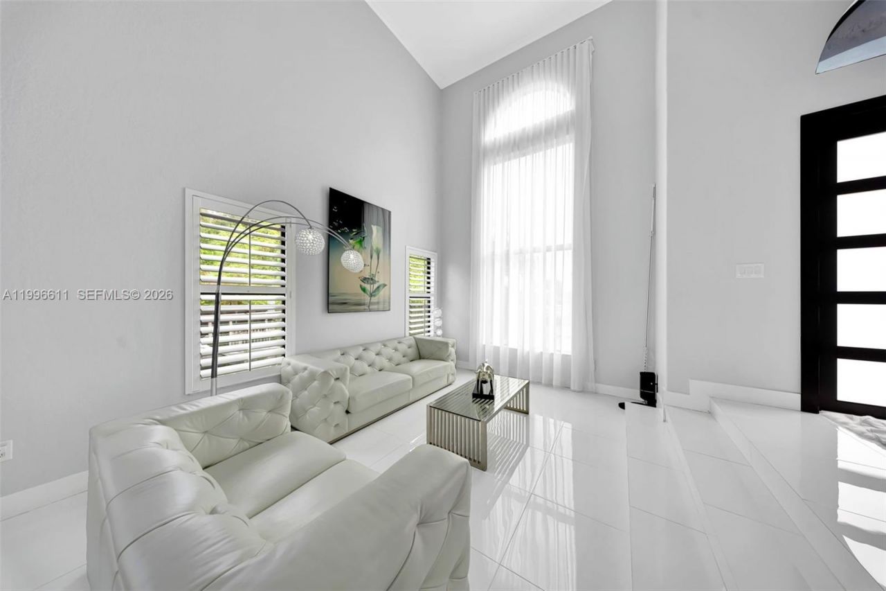 3002 SW 147th Ct, Miami, FL 33185 Photo