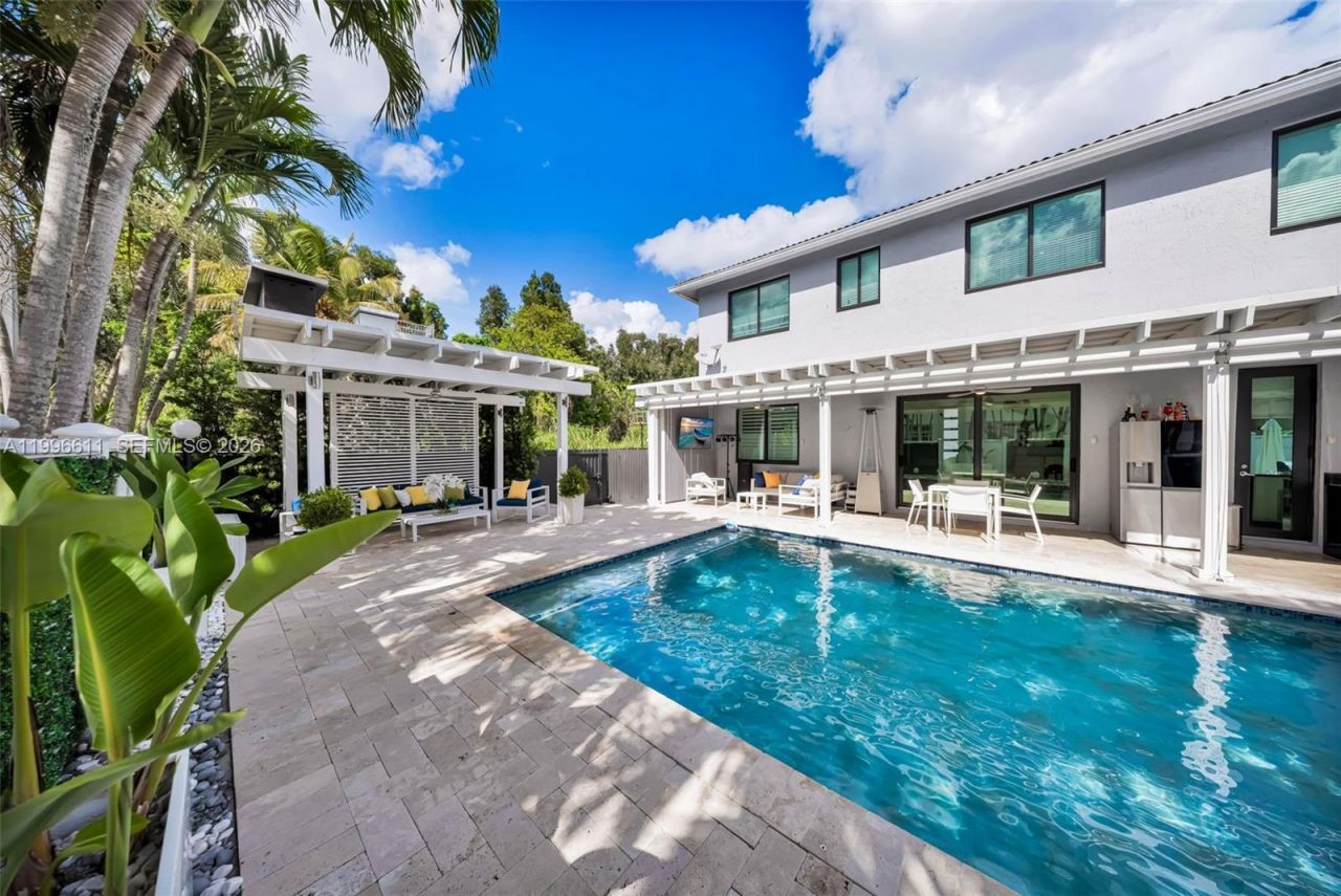 3002 SW 147th Ct, Miami, FL 33185 Photo