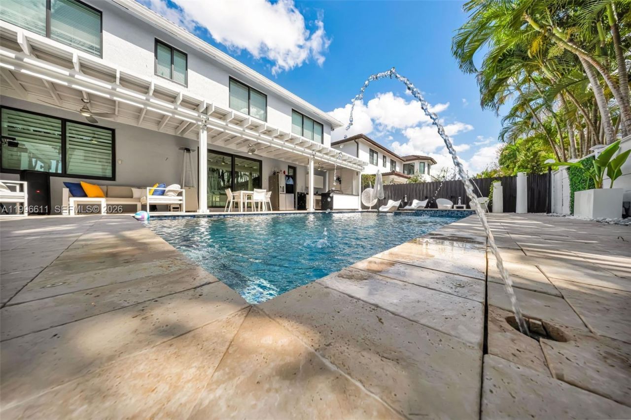 3002 SW 147th Ct, Miami, FL 33185 Photo