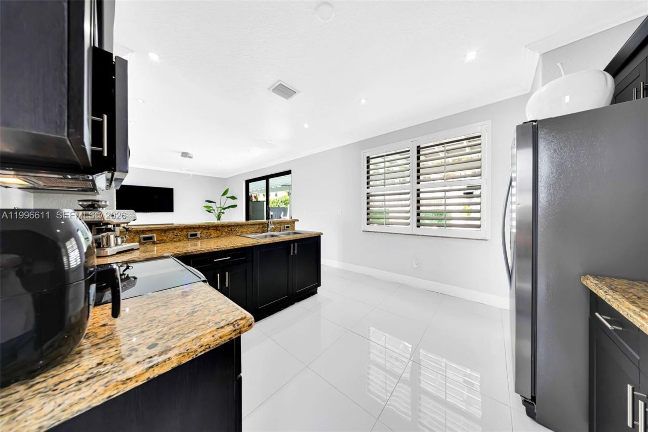 3002 SW 147th Ct, Miami, FL 33185 Photo