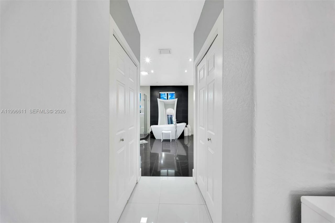 3002 SW 147th Ct, Miami, FL 33185 Photo