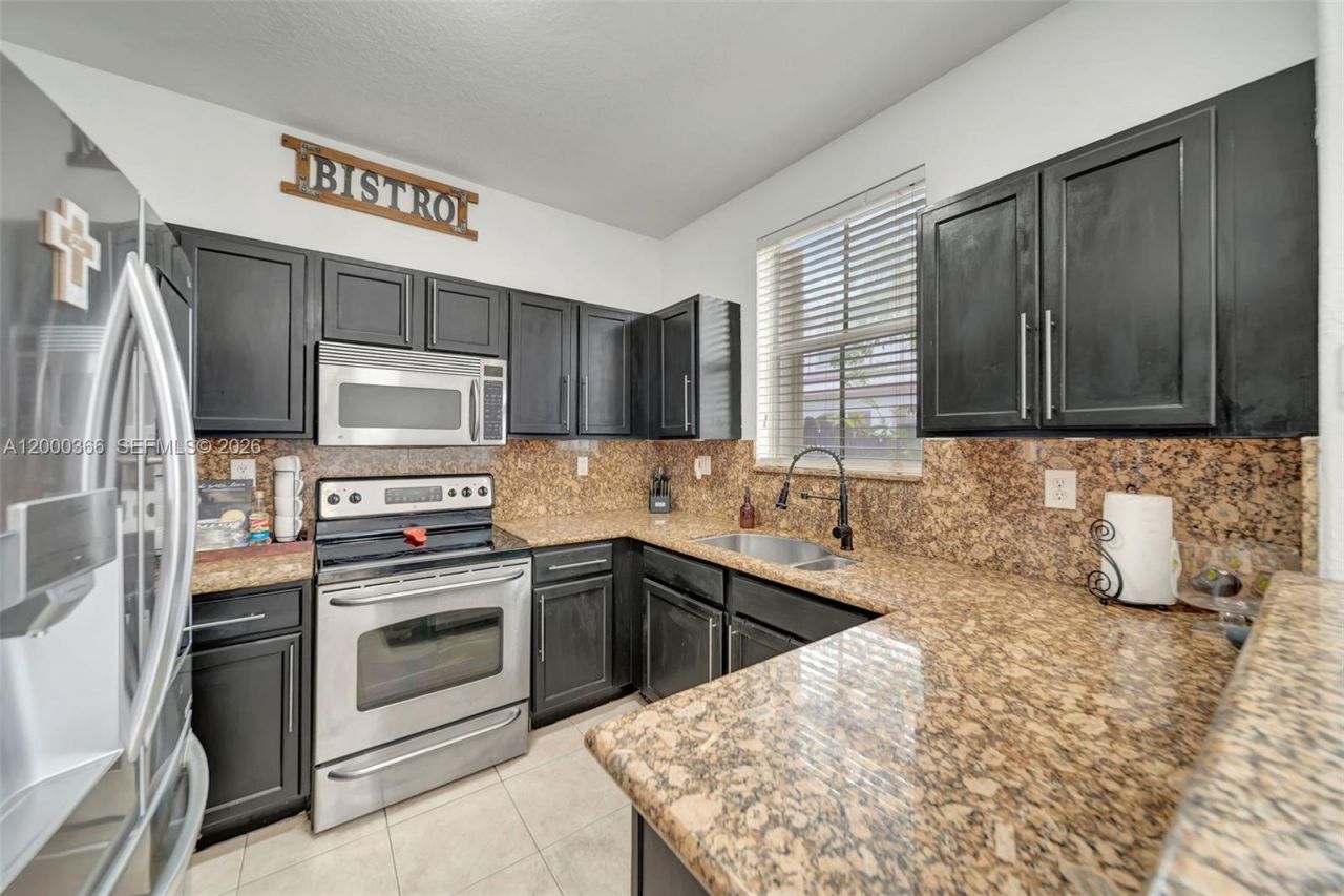 7855 NW 110th Ave, Doral, FL 33178 Photo