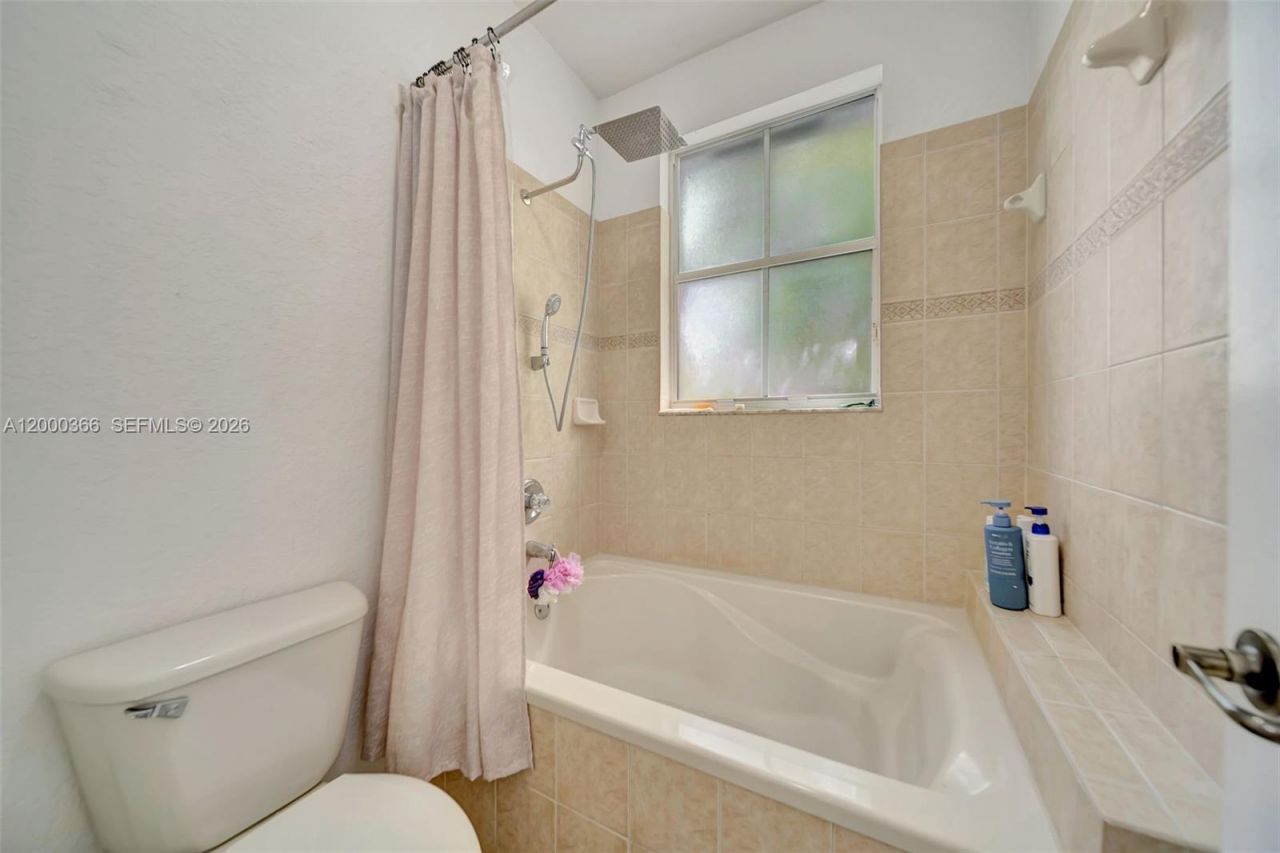 7855 NW 110th Ave, Doral, FL 33178 Photo