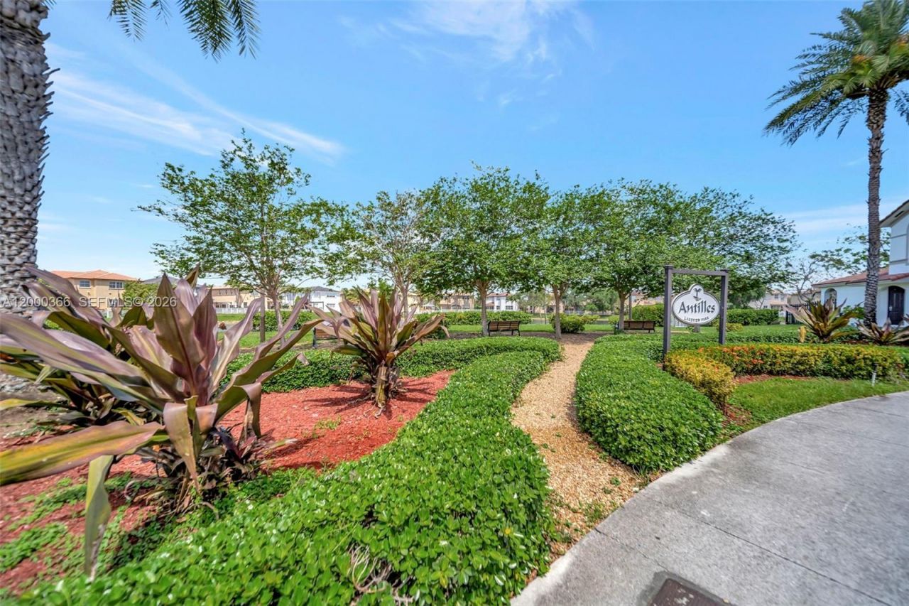 7855 NW 110th Ave, Doral, FL 33178 Photo