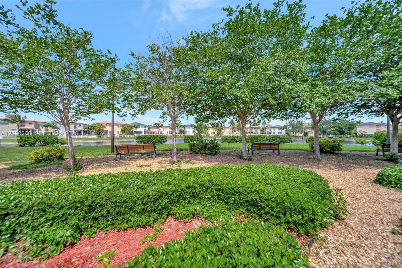 7855 NW 110th Ave, Doral, FL 33178 Photo