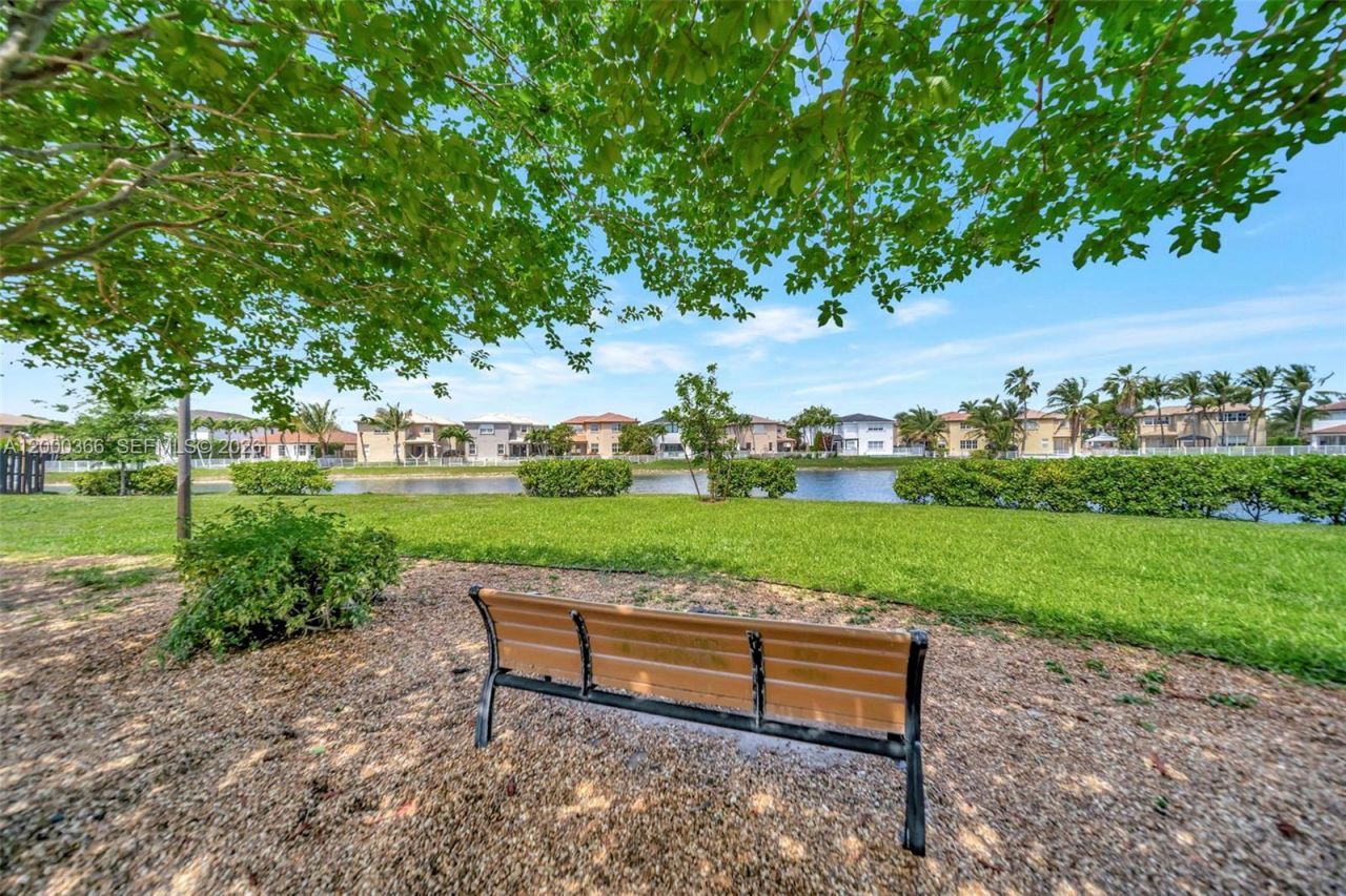 7855 NW 110th Ave, Doral, FL 33178 Photo