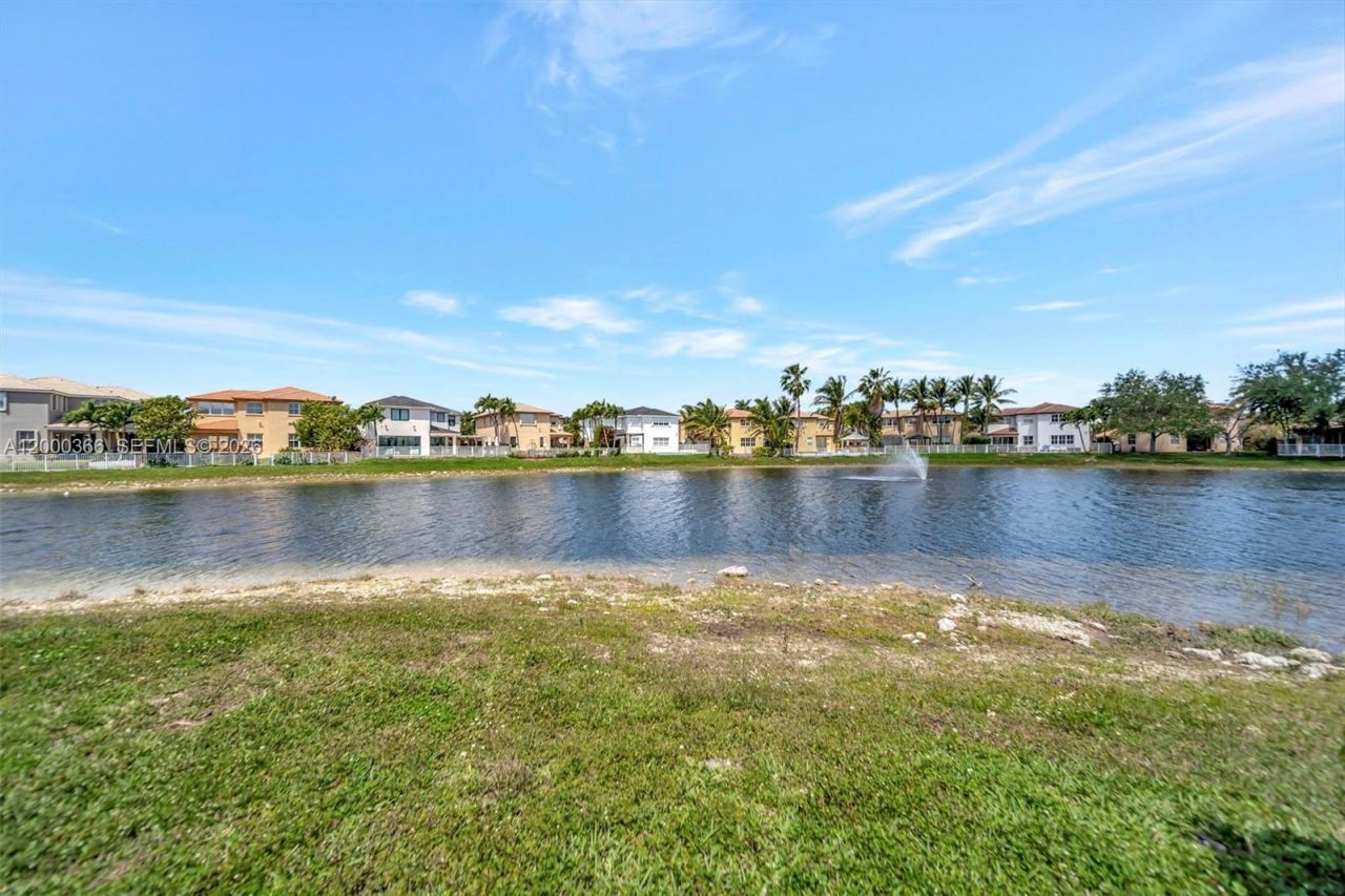 7855 NW 110th Ave, Doral, FL 33178 Photo