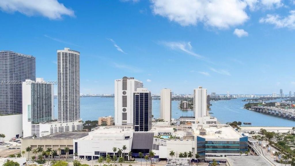 1600 NE 1st Ave, Unit 1601, Miami, FL 33132 Photo