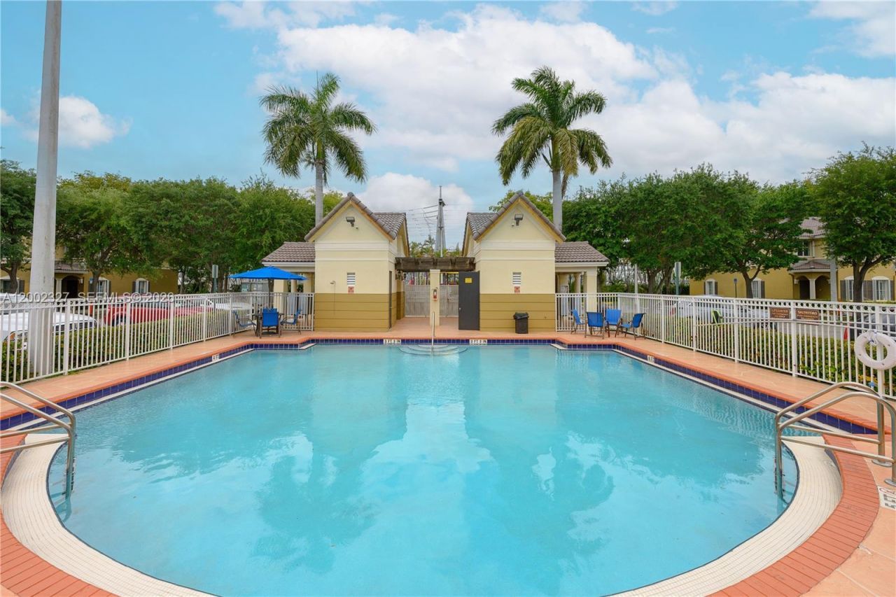 8964 W Flagler St, Unit 206, Miami, FL 33174 Photo