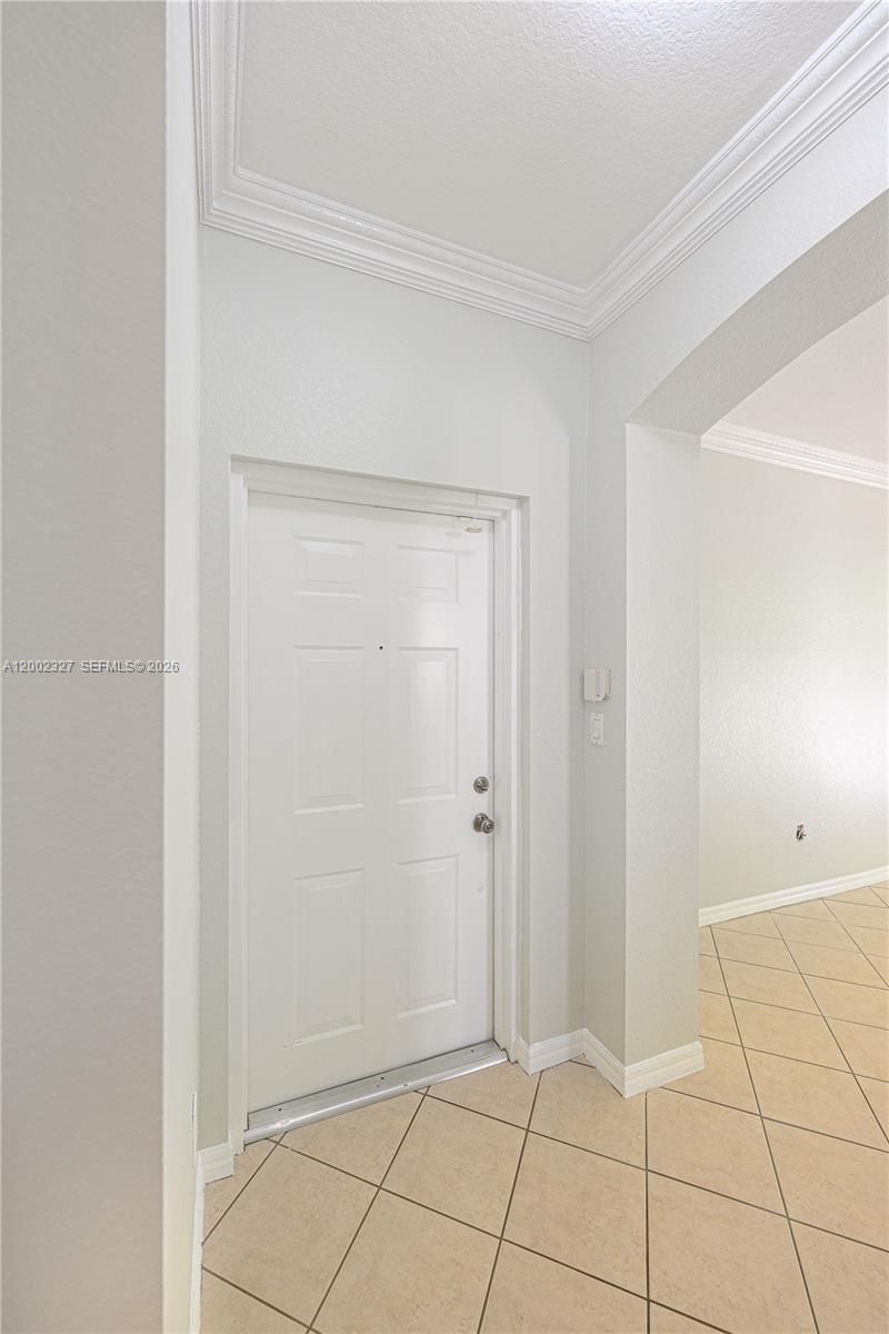 8964 W Flagler St, Unit 206, Miami, FL 33174 Photo