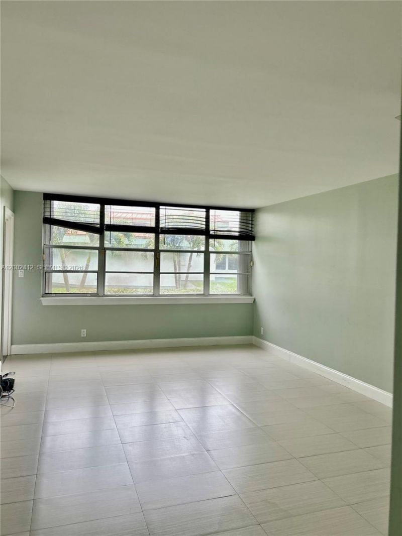 2731 Taft St, Unit 108, Hollywood, FL 33020 Photo