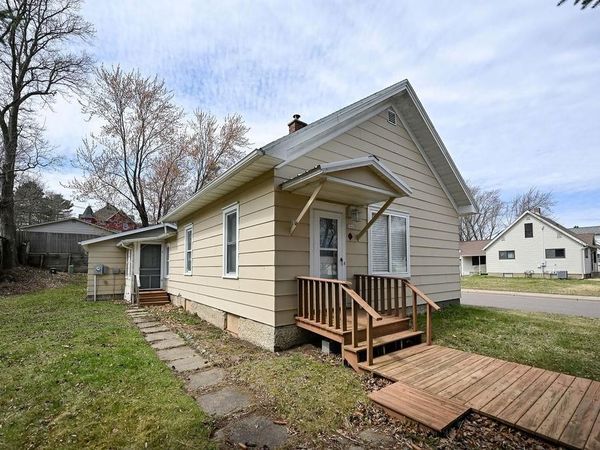 1665 2nd Avenue, Cumberland, WI 54829