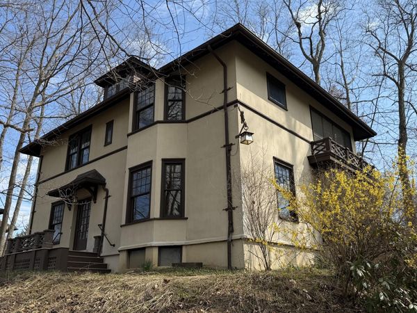 1930 Cambridge Road, Ann Arbor, MI 48104